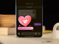Google Messages app's reaction feature on the OnePlus Open foldable