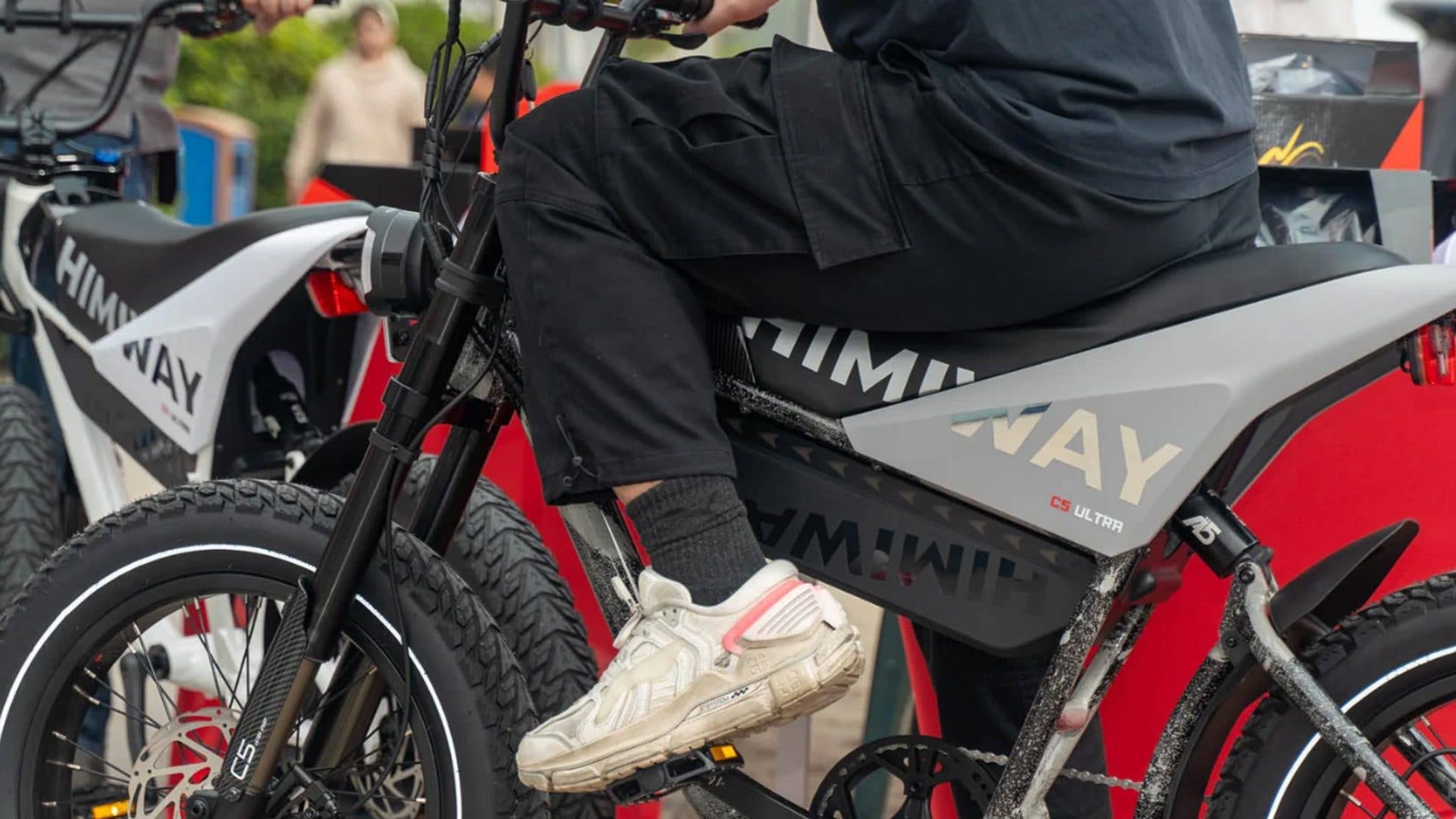 Himiway C5 e-bike motorbike