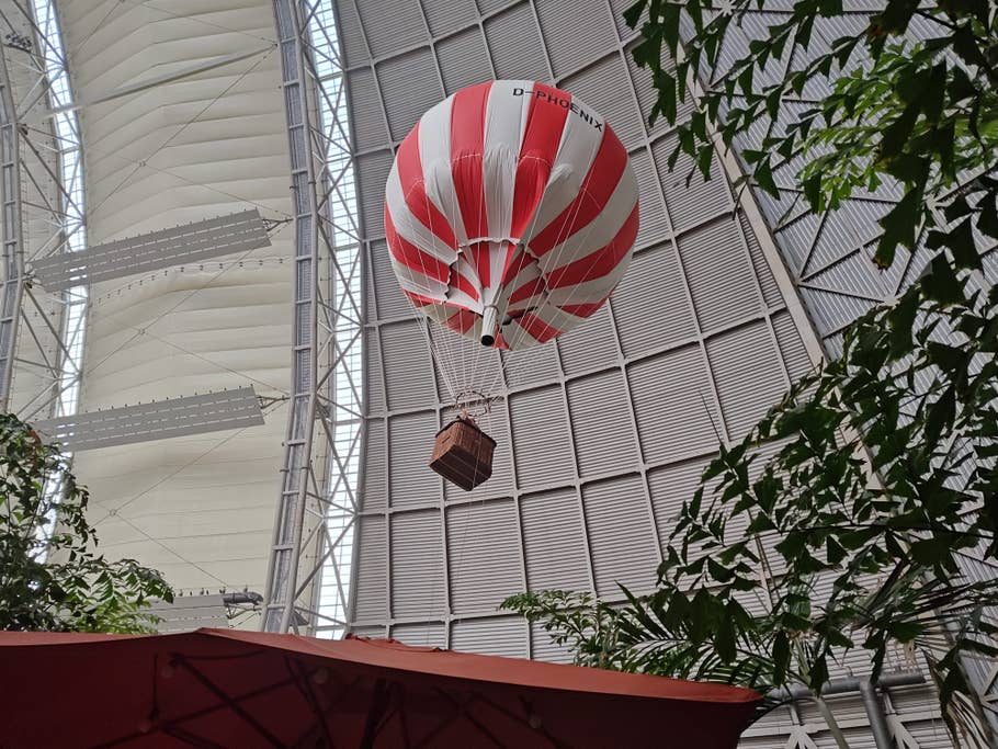 Motorola Edge+ (2023) review picture