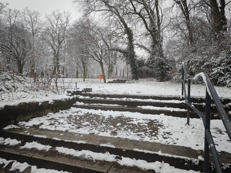 Xiaomi 14 Pro photo gallery