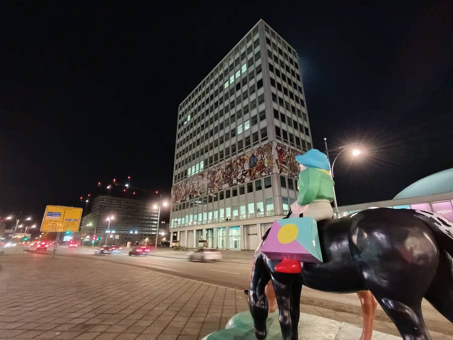 Xiaomi Redmi Note 13 Pro 4G: Ultra-wide-angle camera (0.6x) - Night mode on