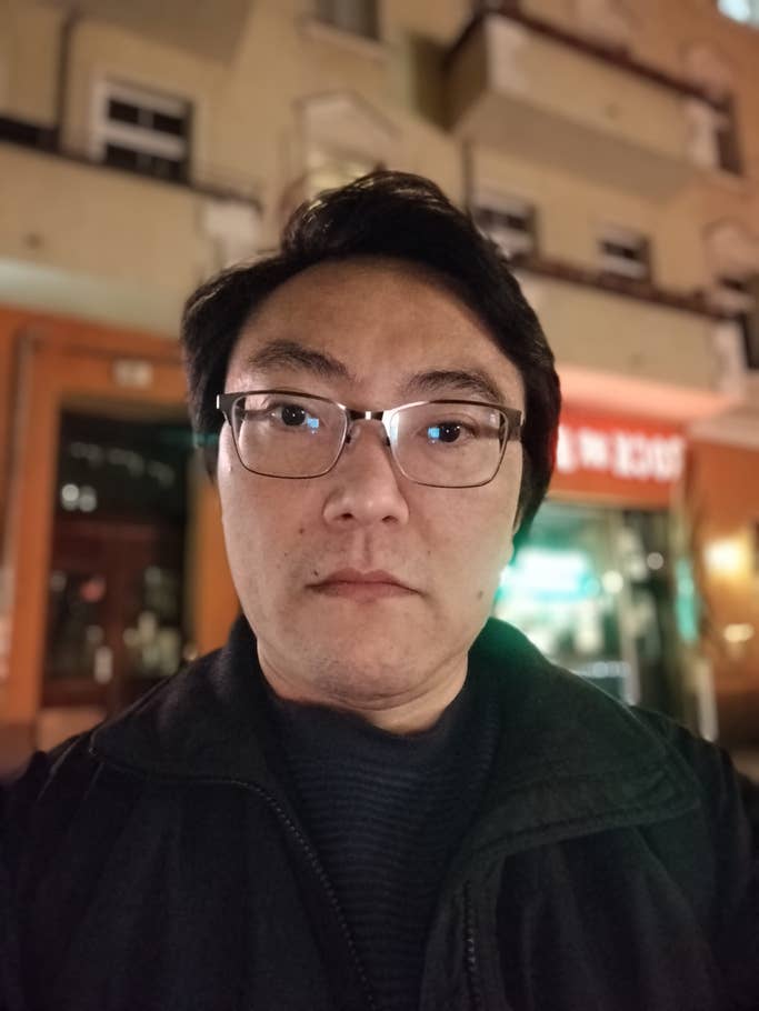 Xiaomi Redmi Note 13 4G: Selfie - Portrait mode on