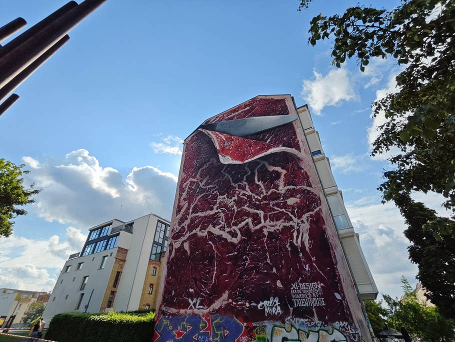 Poco F6 Pro: Ultra-wide-angle camera (0.6x)