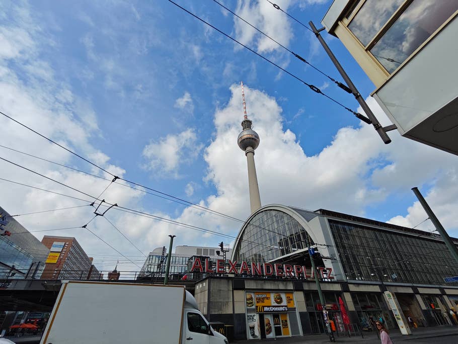 Poco F6 Pro: Ultra-wide-angle camera (0.6x)