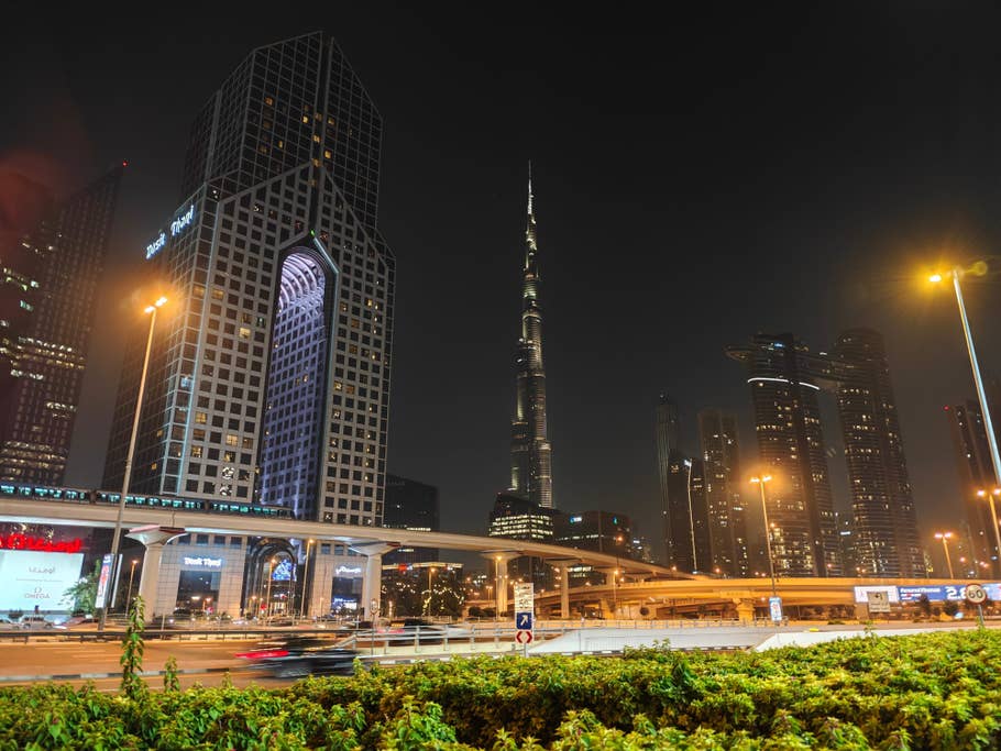 Poco F6 Pro: Main camera - Night mode on