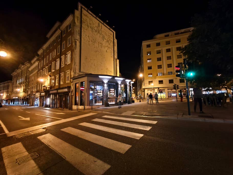 Xiaomi 14T Pro: Ultra-wide-angle camera (0.6x)