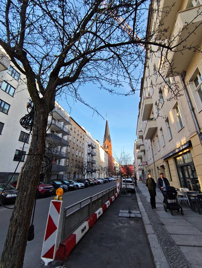 Poco F7 Ultra: Ultra wide-angle