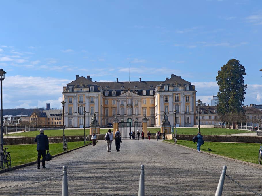 Poco F7 Ultra: Telephoto camera (2.5x)