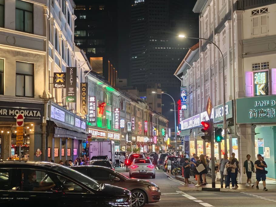 Poco F7 Ultra: Telephoto camera (2.5x)