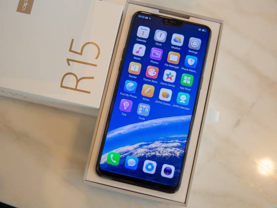 OPPO R15 hands-on: Just how brightly can a mid-range shine?