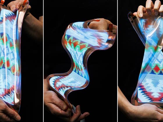 New LG Stretchable Display Debuts But Don’t Expect It In a Tablet Soon