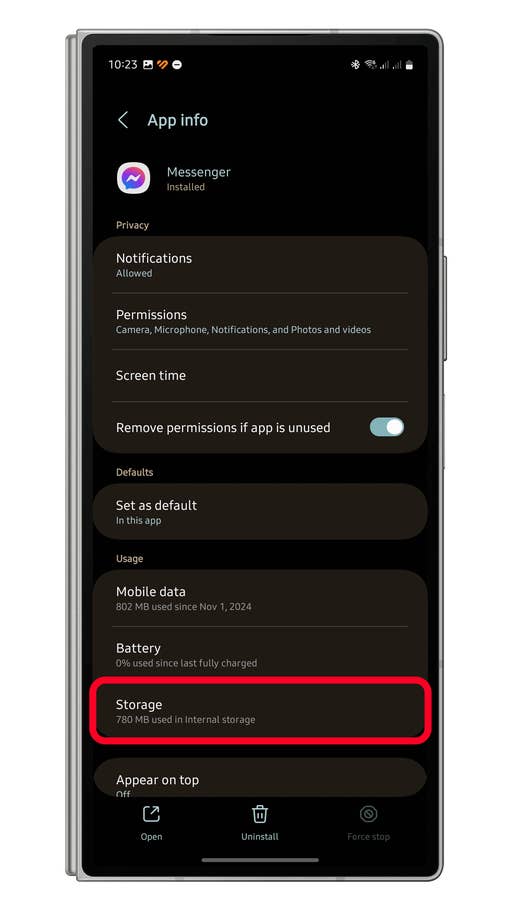 App info screen for Messenger showing storage usage of 780 MB in internal storage.