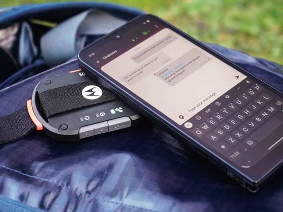 Motorola’s Defy Satellite Link Enables Satellite Messaging on Any Phone