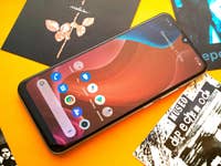 NextPit-Realme-7i-hero.jpg NextPit-Realme-7i-hero.jpg