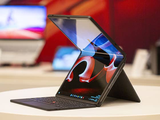 Lenovo ThinkPad X1 Fold hands-on: A foldable mega tablet!