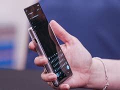 Motorola smartphone with rollable display