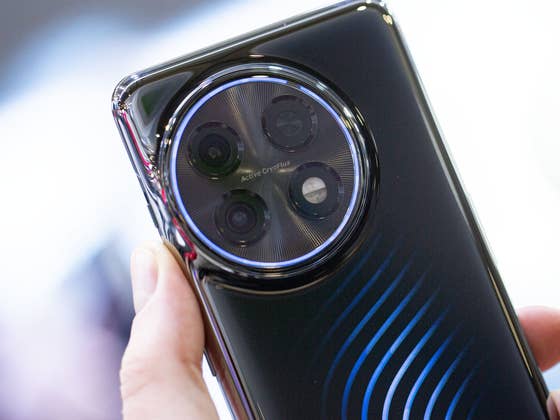 OnePlus 12 Could Take Better Photos with an iPhone 15-like Camera