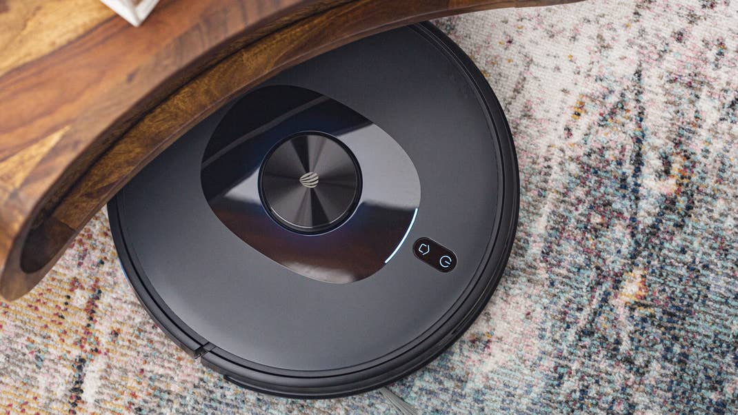 NextPit shellbot sl60 hands on top2