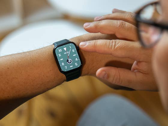 How to set your Apple Watch to left-handed mode in just a few steps