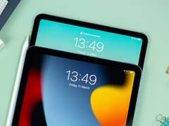 Apple may utilize hybrid OLED on future iPad and MacBook