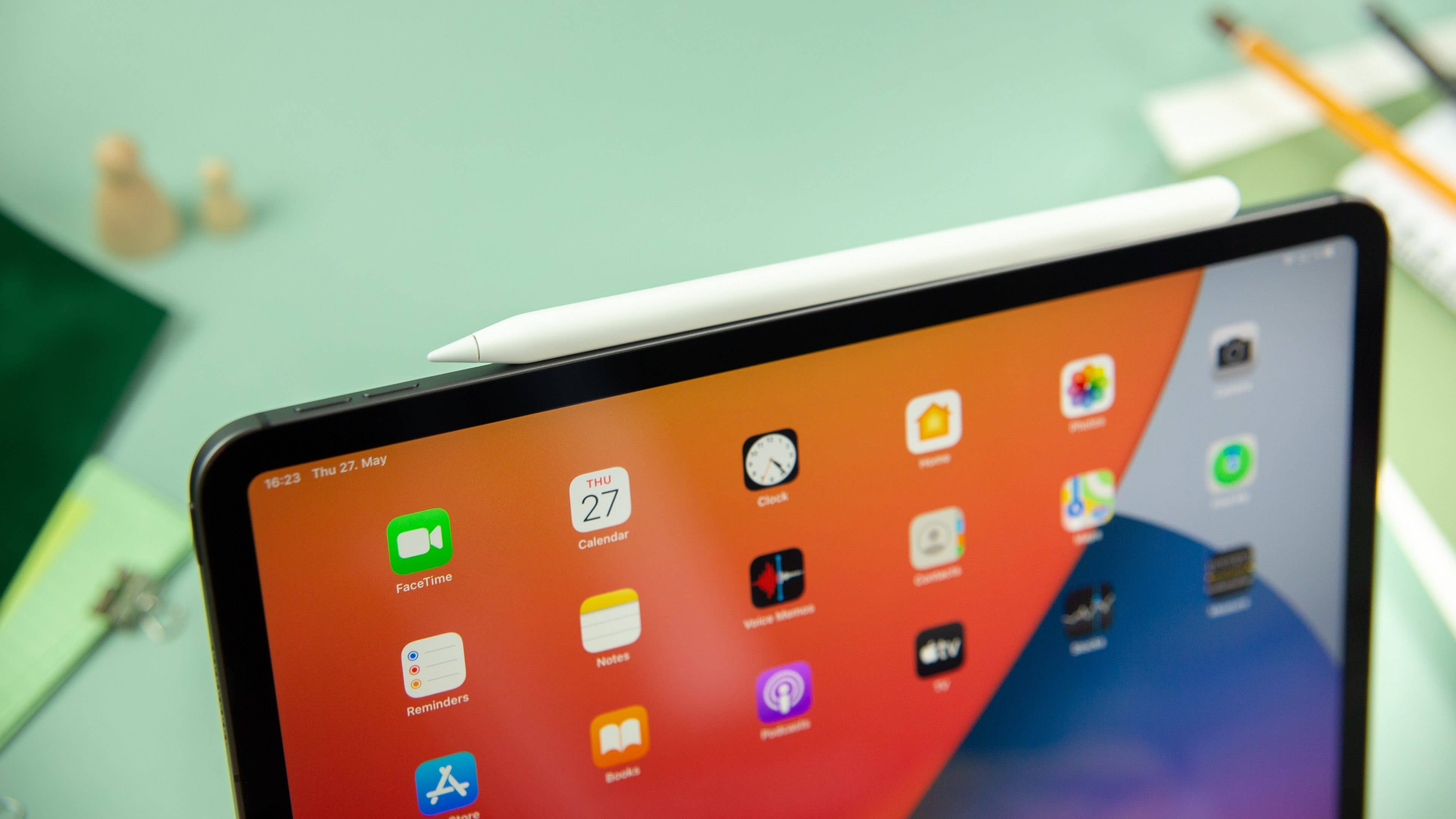 NextPit Apple iPad Pro 2021 pencil magnet