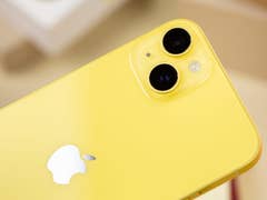 Apple iPhone 14 in yellow