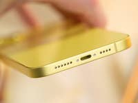Apple iPhone 14 in yellow