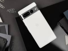 Google Pixel 7 Pro durability test with bend and scratch