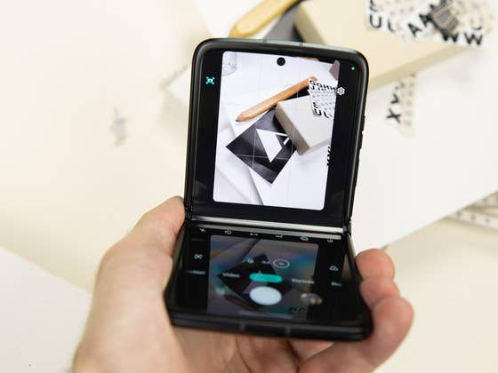 Motorola Razr 40 Ultra: New Name and New Pictures!