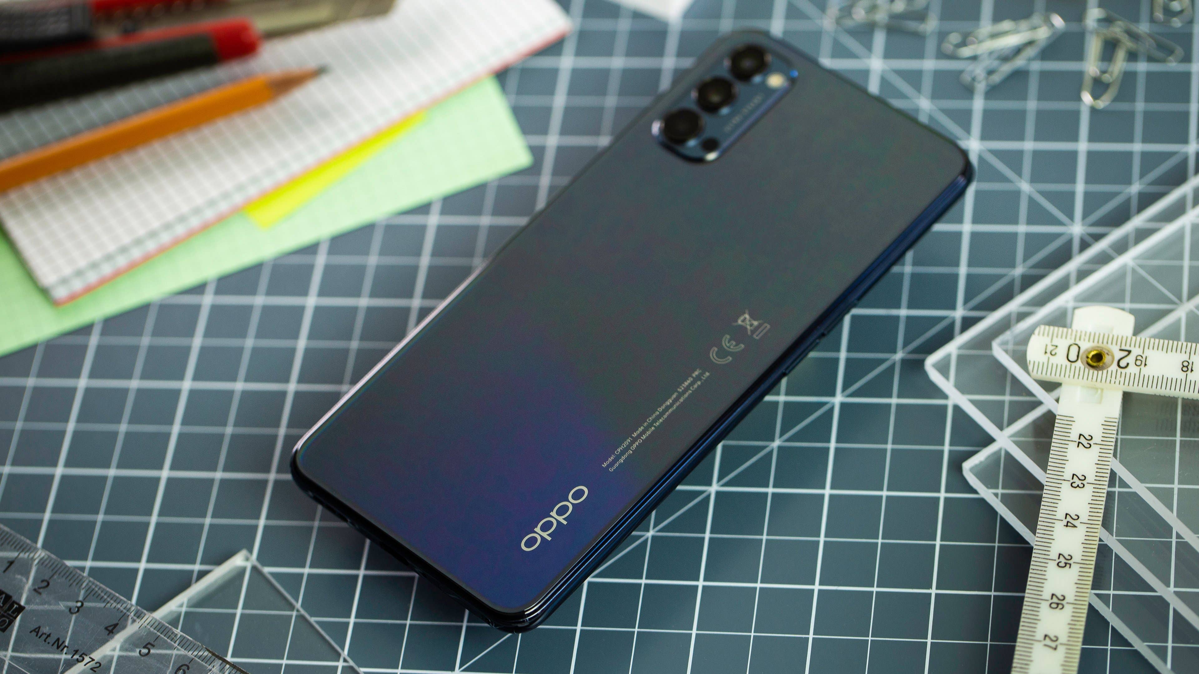 NextPit Oppo Reno 4 back
