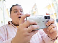 Antoine playing with the Poco F4 GT