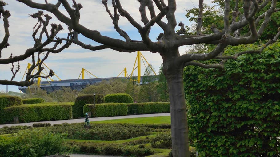 Poco F5 Pro review picture for NextPit.com