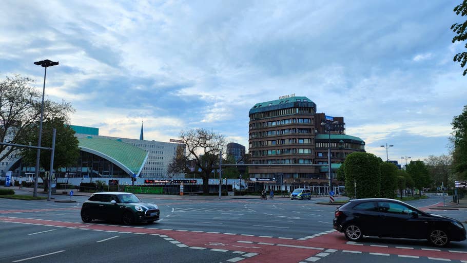 Poco F5 Pro review picture for NextPit.com