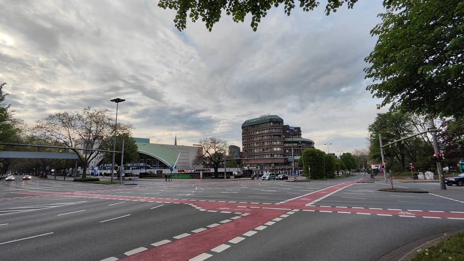 Poco F5 Pro review picture for NextPit.com