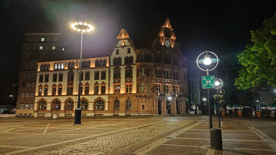 Poco F5 Pro review picture for NextPit.com