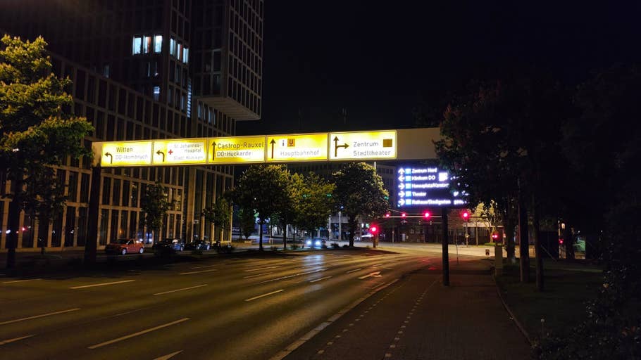 Poco F5 Pro review picture for NextPit.com