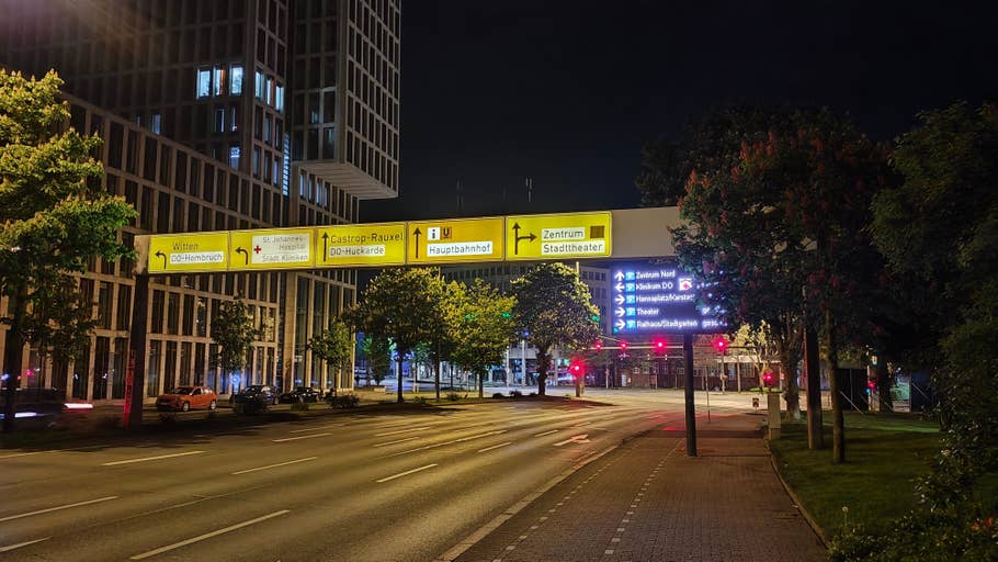 Poco F5 Pro review picture for NextPit.com