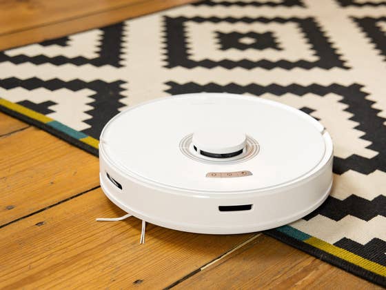 Roborock Q7 Max+ is Down to Record-Low $359 After a 59% Cut
