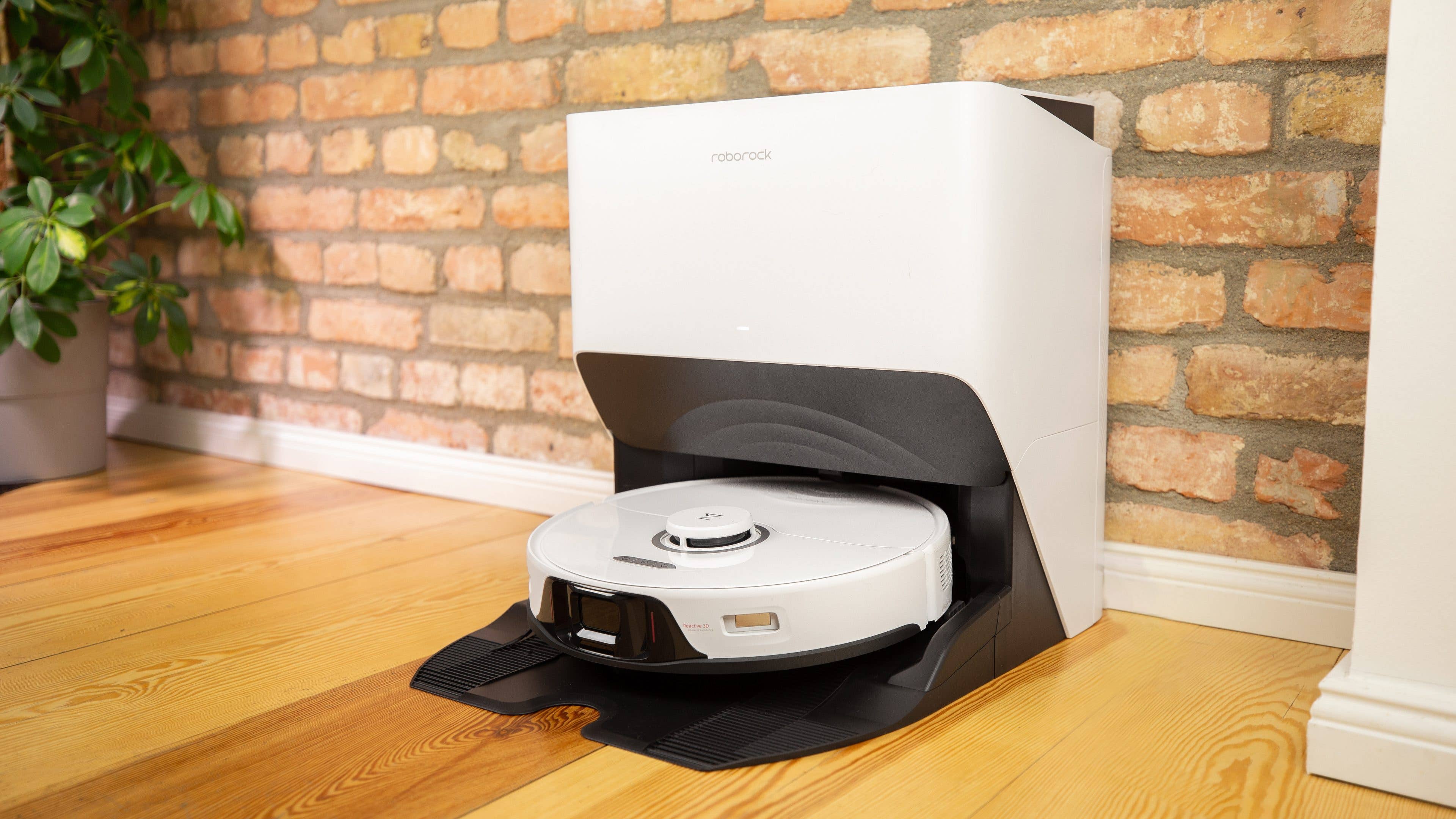 Roborock S8 Pro Ultra 本体 Roborock S8 Pro Ultra - Forget About Cleaning, Really. | Roborock