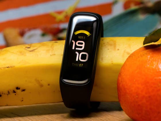 Samsung Galaxy Fit 2 review: Chic alternative to the Mi Band