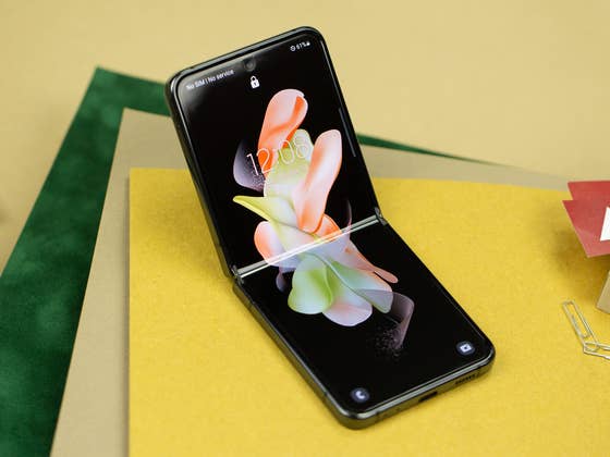 Samsung’s Galaxy Z Flip 5 Could Add PC-like Features with DeX