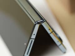 Apple iPhone Fold may inherit Samsung Galaxy Z Fold 4 technologies