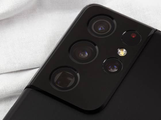 Samsung teases Galaxy S23’s crazy night photography and $100 preorder credit