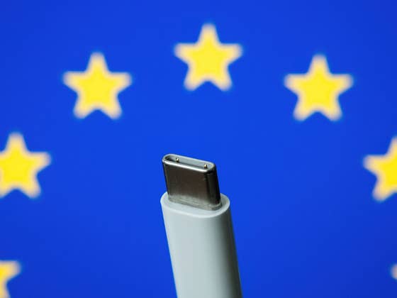 USB-C on iPhones: Here’s when the EU Common Charger will take effect