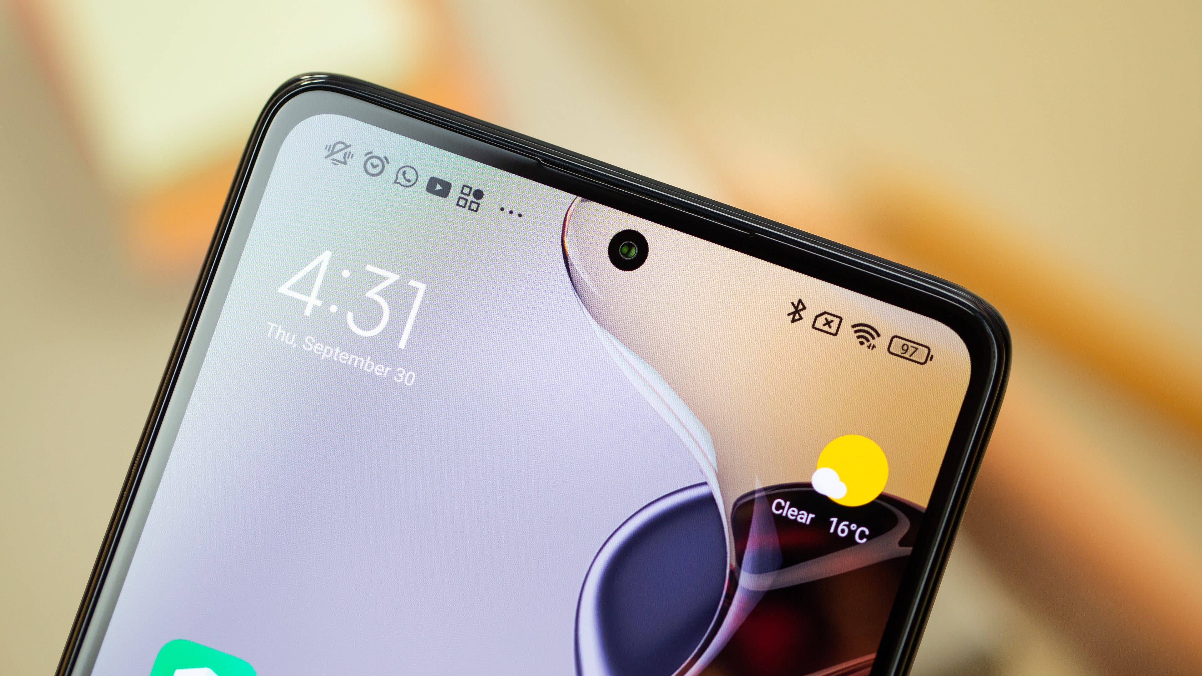 NextPit Xiaomi 11T Pro front camera