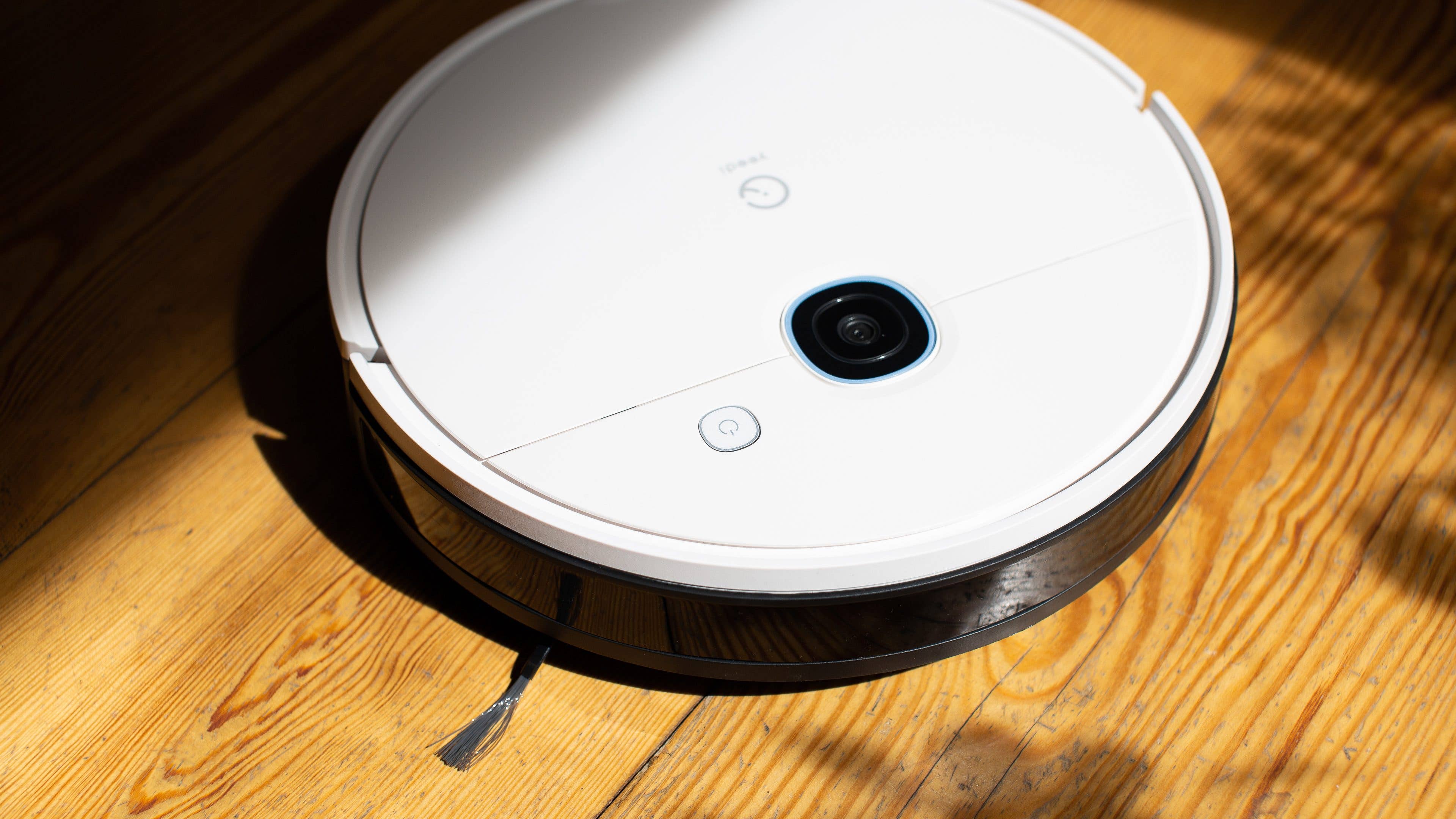 Yeedi Vac Max vacuum cleaner