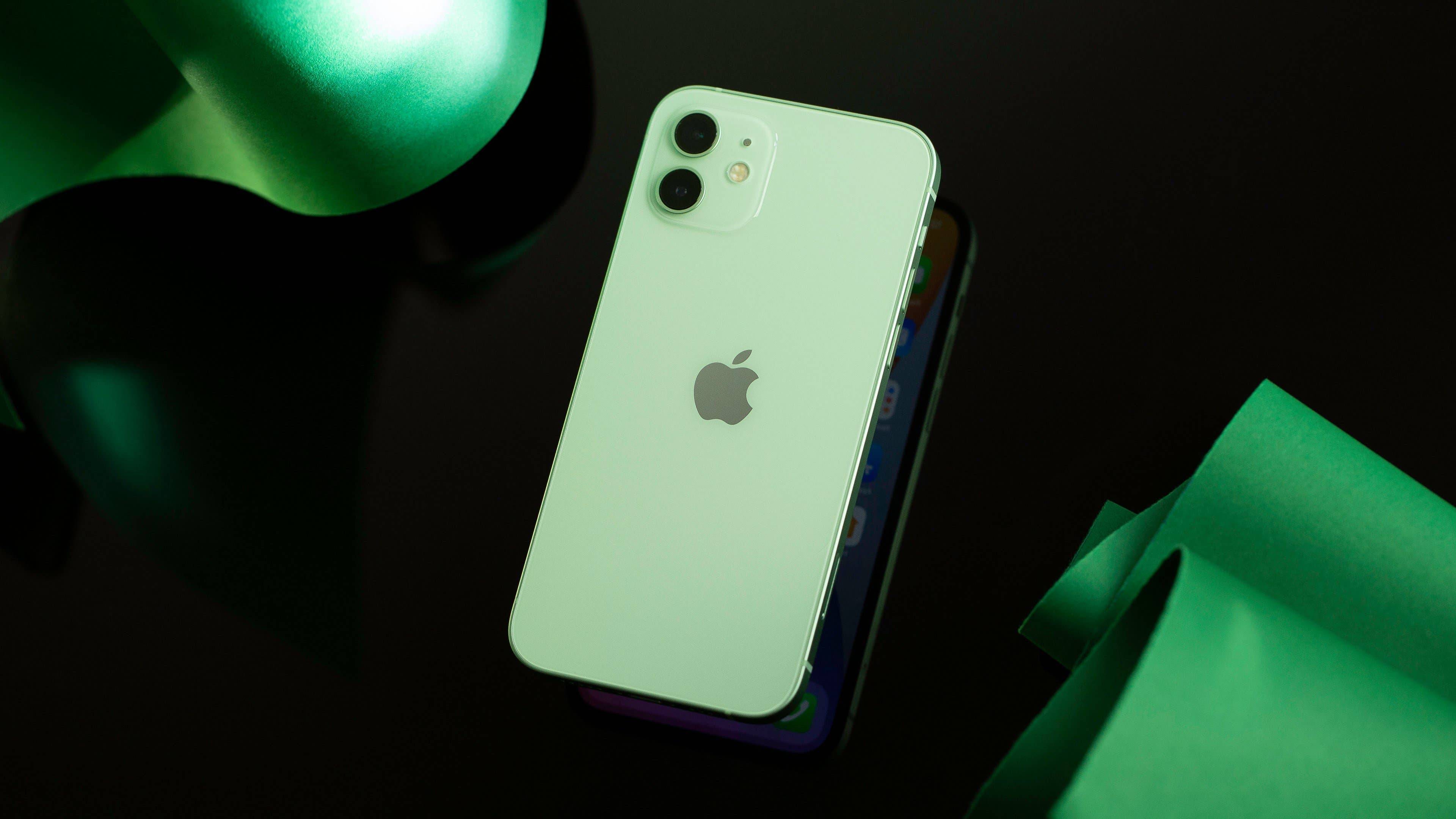 Apple iPhone 12 Apple iPhone 12