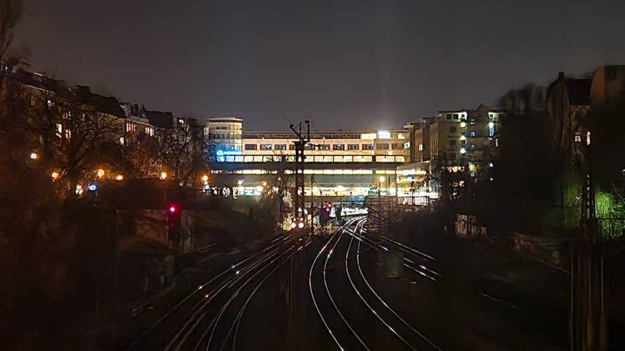 Samsung Galaxy S22 Review images