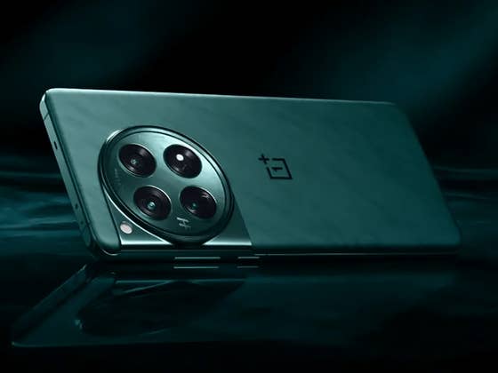 OnePlus 12 Owners Experience Poor Build Quality