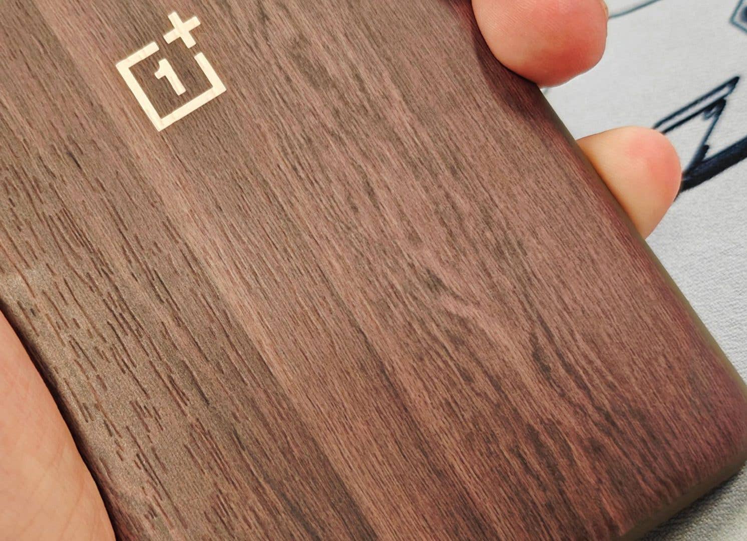 OnePlus 12 in wood "shell" edition